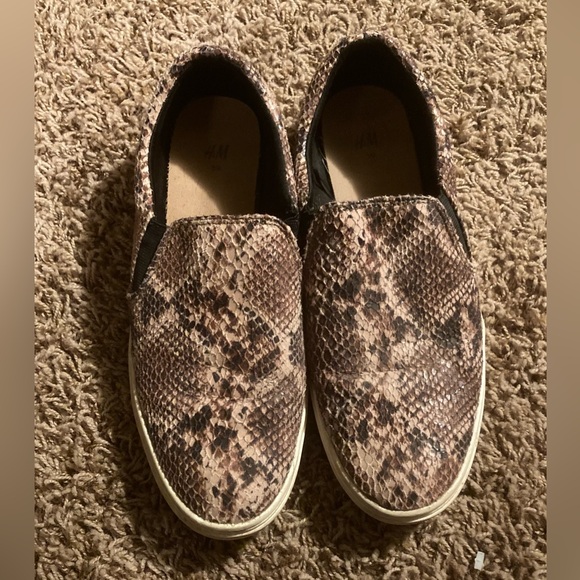 H&M Faux Snakeskin Slip Ons - Picture 1 of 4